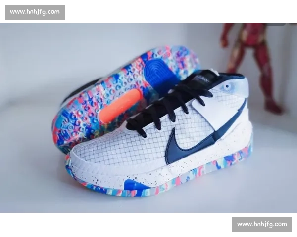 安踏 KT11 杭州首发:致敬克莱生涯,实战性能获赞 安踏 KT11 杭州首发:致敬克莱生涯,实战性能获赞